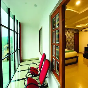 Hotel Hill & ***